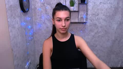 Snapshot of karolinamex_ chatting on 01-20-25, 10:18 Karolina online show from 01-20-25, 10:18