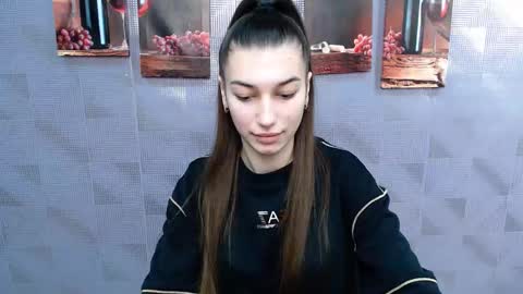 Snapshot of karolinamex_ chatting on 01-24-25, 07:19 Karolina online show from 01-24-25, 07:19