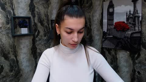 Snapshot of karolinamex_ chatting on 01-28-25, 10:45 Karolina online show from 01-28-25, 10:45