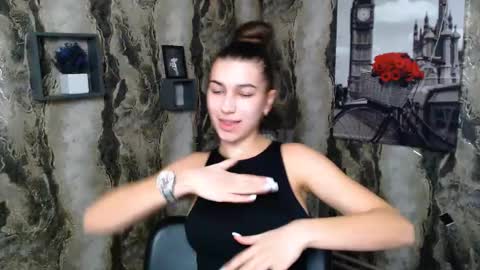 Snapshot of karolinamex_ chatting on 02-10-25, 09:47 Karolina online show from 02-10-25, 09:47