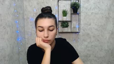 Snapshot of karolinamex_ chatting on 02-15-25, 06:44 Karolina online show from 02-15-25, 06:44