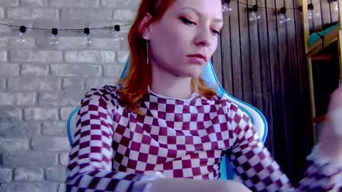 Snapshot of karoline121 chatting on 02-25-25, 08:36 karoline121 online show from 02-25-25, 08:36