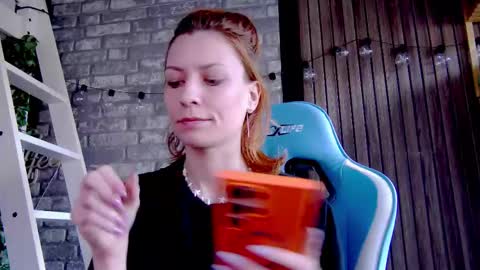 Snapshot of karoline121 chatting on 03-03-25, 11:22 karoline121 online show from 03-03-25, 11:22
