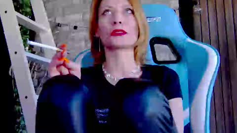 Snapshot of karoline121 chatting on 03-04-25, 09:07 karoline121 online show from 03-04-25, 09:07