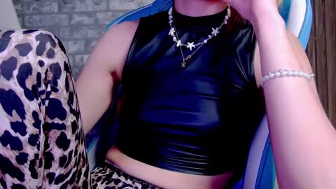 Snapshot of karoline121 chatting on 03-05-25, 04:46 karoline121 online show from 03-05-25, 04:46