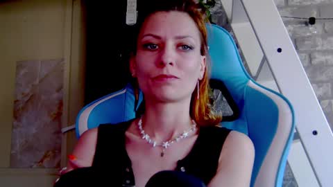 Snapshot of karoline121 chatting on 03-07-25, 02:12 karoline121 online show from 03-07-25, 02:12