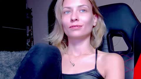 Snapshot of karoline121 chatting on 10-07-25, 09:34 karoline121 online show from 10-07-25, 09:34