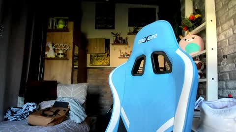 karoline121 online show from 04-27-26, 05:49