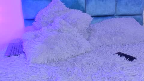 Karoline  online show from 12-30-24, 11:38