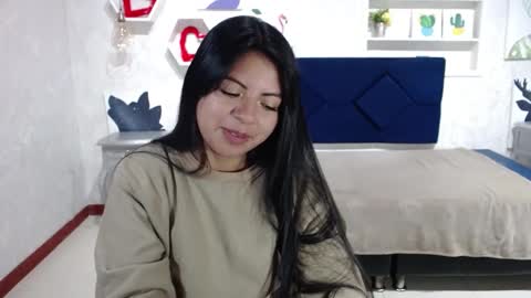 Isa online show from 09-25-25, 03:43