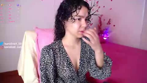 Karolina 3 online show from 10-27-25, 01:37