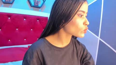 Karol online show from 11-12-25, 11:43