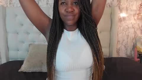 Snapshot of karooll_smit chatting on 10-10-25, 09:47 karooll_smit online show from 10-10-25, 09:47