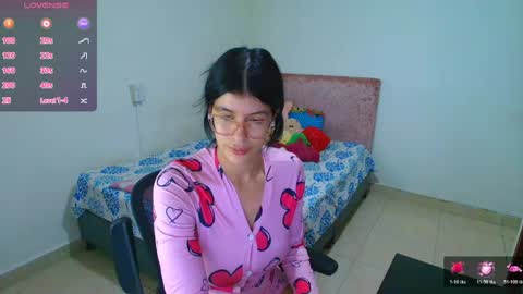 Kassandra online show from 04-26-26, 01:47