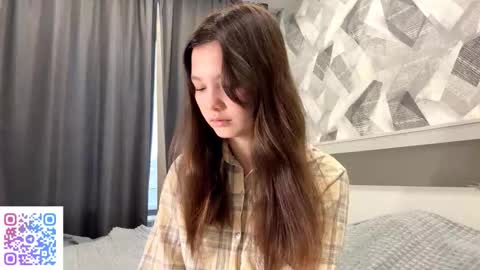 Kira online show from 11-09-25, 09:18