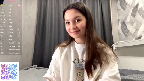 Kira online show from 11-16-25, 12:44