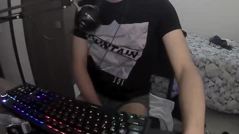 Snapshot of kassey12 chatting on 01-25-25, 05:40 AndyFuck online show from 01-25-25, 05:40