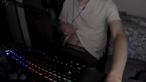 Snapshot of kassey12 chatting on 02-14-25, 04:58 AndyFuck online show from 02-14-25, 04:58