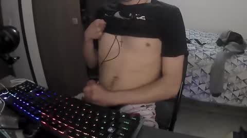 Snapshot of kassey12 chatting on 02-16-25, 04:31 AndyFuck online show from 02-16-25, 04:31