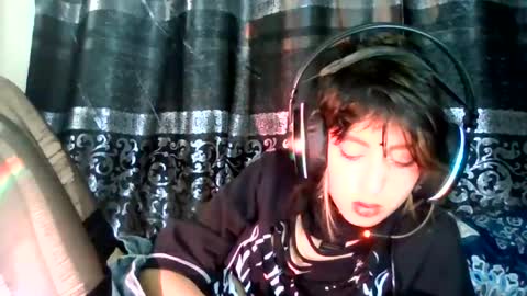 Snapshot of kasskittenboy30 chatting on 06-14-26, 05:37 kasskittenboy30 online show from 06-14-26, 05:37