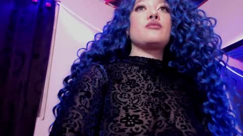 Snapshot of kat_apple chatting on 01-30-25, 03:22 Alicia online show from 01-30-25, 03:22