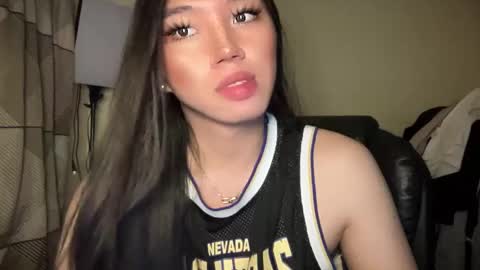 Snapshot of kat_hollandx chatting on 01-02-25, 08:13 Majesty online show from 01-02-25, 08:13