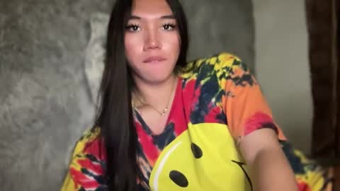 Snapshot of kat_hollandx chatting on 01-13-25, 03:36 Majesty online show from 01-13-25, 03:36