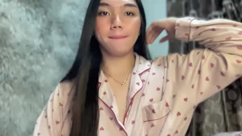 Snapshot of kat_hollandx chatting on 01-25-25, 02:04 Majesty online show from 01-25-25, 02:04