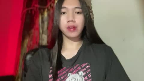 Snapshot of kat_hollandx chatting on 10-09-25, 03:54 Majesty online show from 10-09-25, 03:54