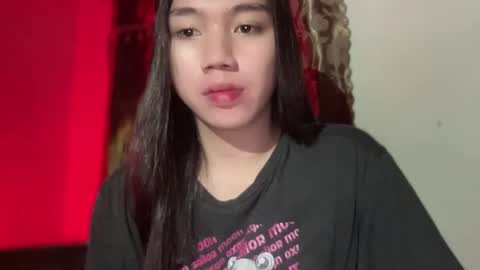 Snapshot of kat_hollandx chatting on 10-13-25, 05:46 Majesty online show from 10-13-25, 05:46