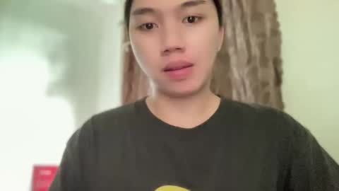 Snapshot of kat_hollandx chatting on 11-13-25, 05:17 Majesty online show from 11-13-25, 05:17