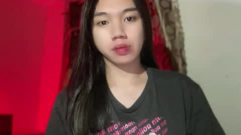 Snapshot of kat_hollandx chatting on 11-23-25, 05:46 Majesty online show from 11-23-25, 05:46