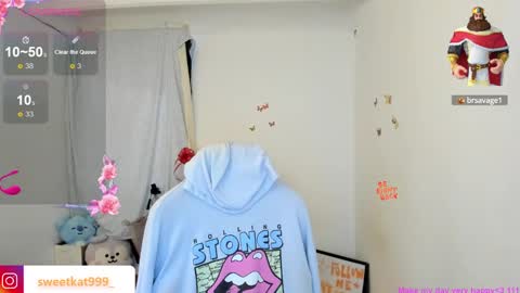 Kat       online show from 02-19-25, 06:43