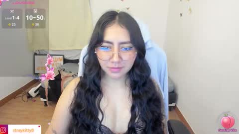 Kat       online show from 10-31-25, 10:38