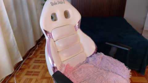 Snapshot of kataleya_29 chatting on 09-21-25, 09:22 kate online show from 09-21-25, 09:22