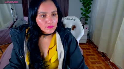 Snapshot of kataleya_29 chatting on 11-14-25, 08:29 kate online show from 11-14-25, 08:29