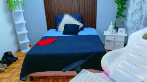 kate online show from 04-15-26, 07:58