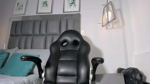 Snapshot of kataleya_west chatting on 05-16-26, 07:56 kataleya_west online show from 05-16-26, 07:56