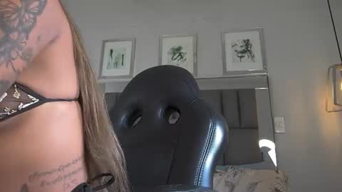 Snapshot of kataleya_west chatting on 06-13-26, 06:50 kataleya_west online show from 06-13-26, 06:50