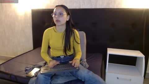 Katalina online show from 02-19-26, 03:41