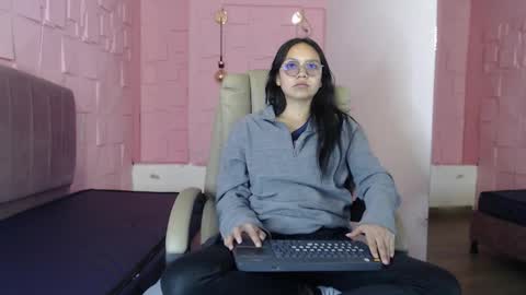 Katalina online show from 03-21-26, 01:58