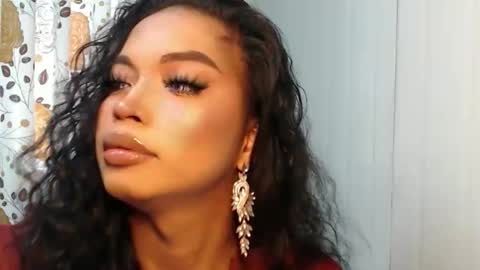 Snapshot of katalina_rouge chatting on 03-09-26, 04:38 IVY JANE online show from 03-09-26, 04:38