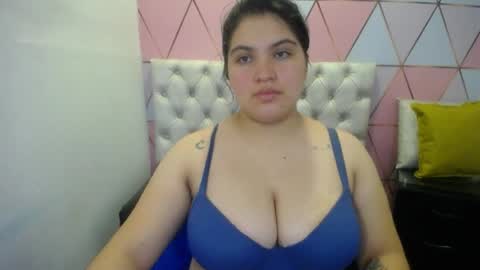 katalina santana25 online show from 04-27-26, 07:45