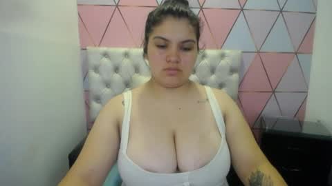 Snapshot of katalina_santana25 chatting on 05-27-26, 09:34 katalina santana25 online show from 05-27-26, 09:34