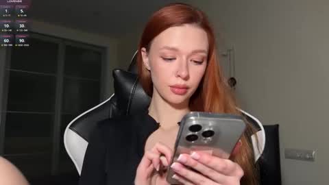 Snapshot of katana_white chatting on 03-09-26, 05:17 meeellowmarsh - Instagram online show from 03-09-26, 05:17