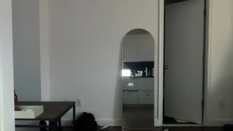 Snapshot of katarasimon chatting on 10-14-25, 03:02 katarasimon online show from 10-14-25, 03:02