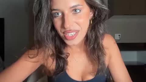 Snapshot of katarasimon chatting on 11-18-25, 09:08 katarasimon online show from 11-18-25, 09:08