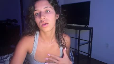 Snapshot of katarasimon chatting on 11-24-25, 03:50 katarasimon online show from 11-24-25, 03:50