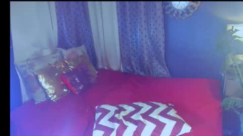 Snapshot of katarina_hot_mistress chatting on 09-20-25, 02:34 katarina online show from 09-20-25, 02:34