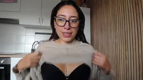 Snapshot of kate_arden chatting on 05-14-26, 10:44 Carla Palmer online show from 05-14-26, 10:44